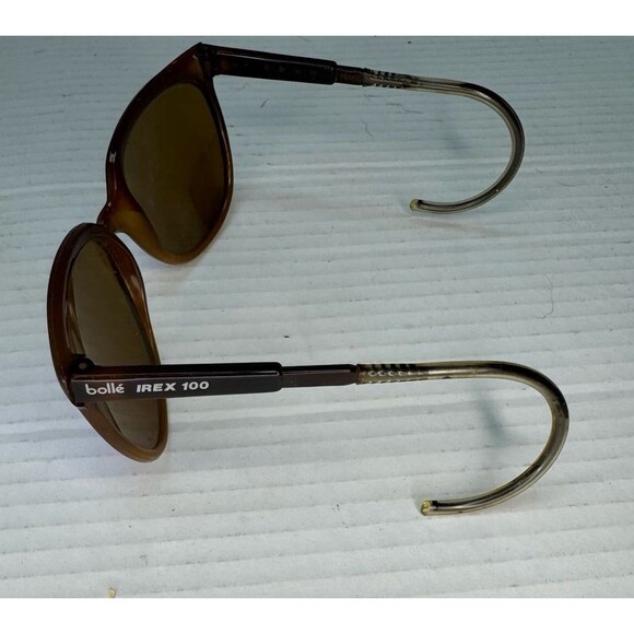 Vintage Bollé IREX 100 VIP sunglasses Blue Reflective Lens Aviation
